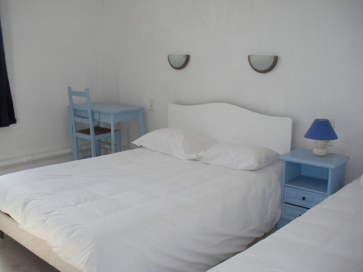 Hotel De La Poste Ganges Room photo